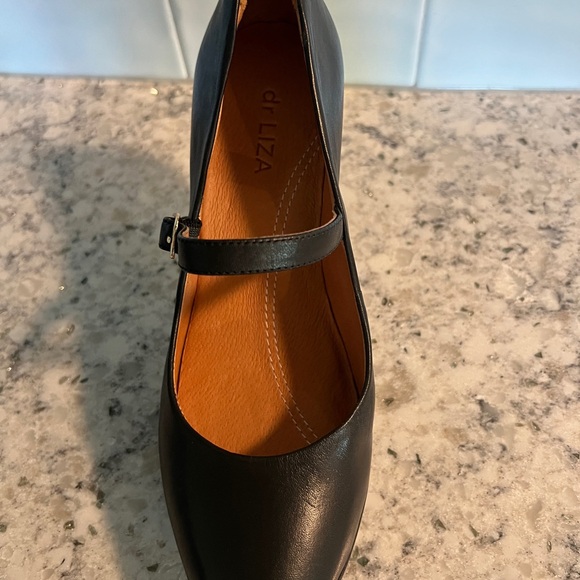 Dr. Liza Ngozi pump - Picture 4 of 6